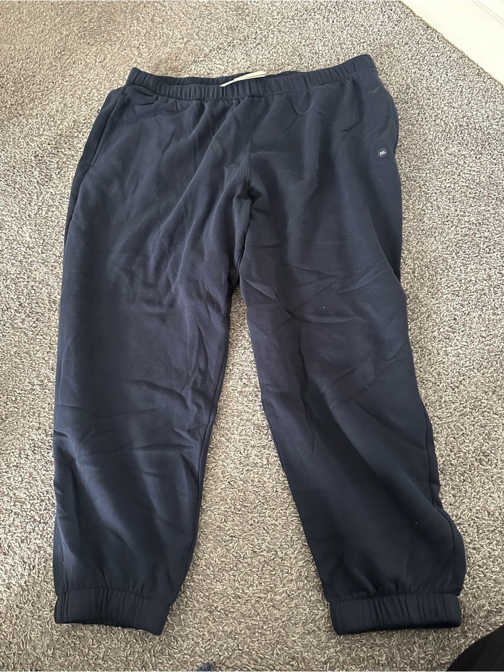 Hollister Women's Navy Sweatpants ๐ - Picture 3 of 3
